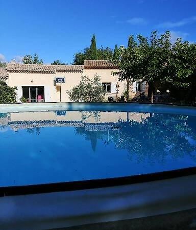 Le Cabanon Apartment Crillon-le-Brave Exterior photo